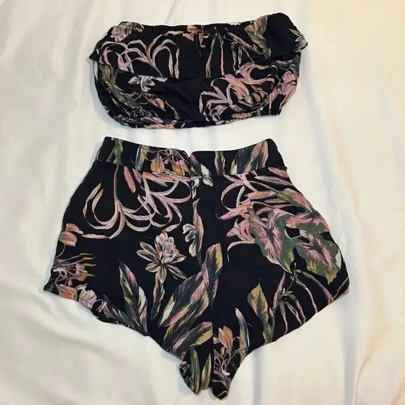 O'Neill Montera Size 28 Tropical 2 Piece Bandeau Shorts Set Casual Beach Coastal - Picture 7 of 10